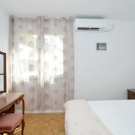 Lazy Summer Days Split