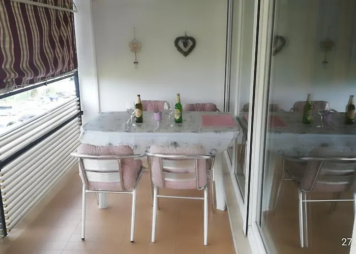 Lazy Summer Days Apartment